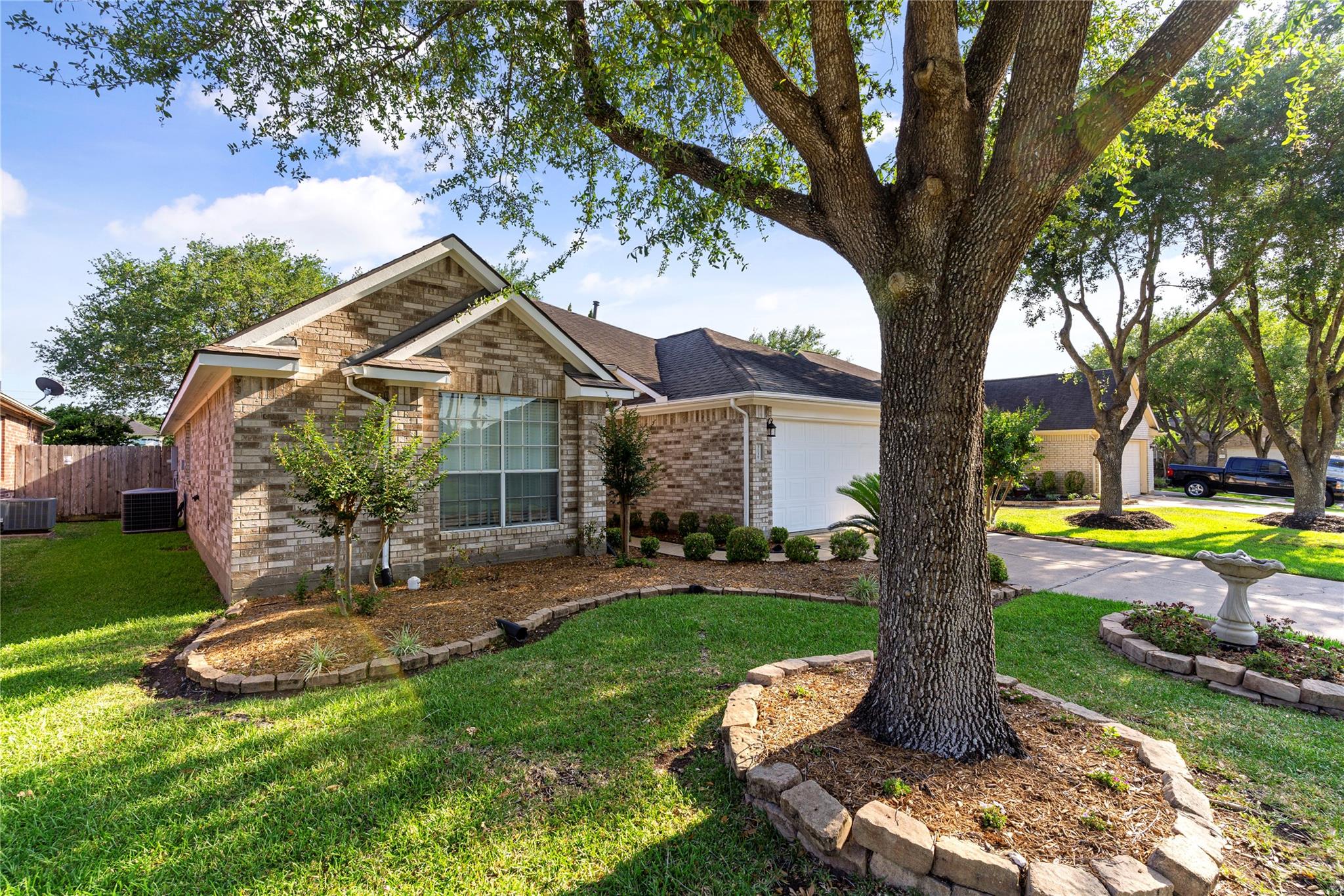 3135 Stratford Bend Drive