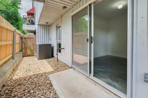 Tiny photo for 2605 Calumet Street #13, Houston, TX 77004 (MLS # 44975523)