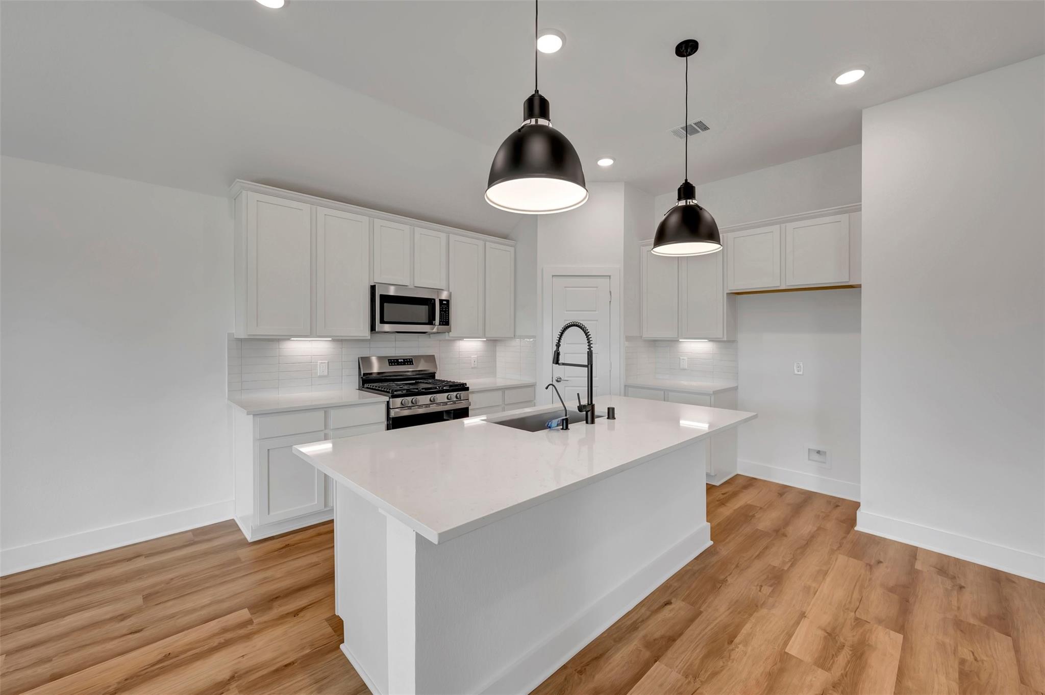 14121 Baikal Manor Drive