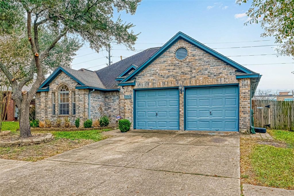 Photo of 11563 Withers Way Circle, Houston, TX 77065 (MLS # 88143935)