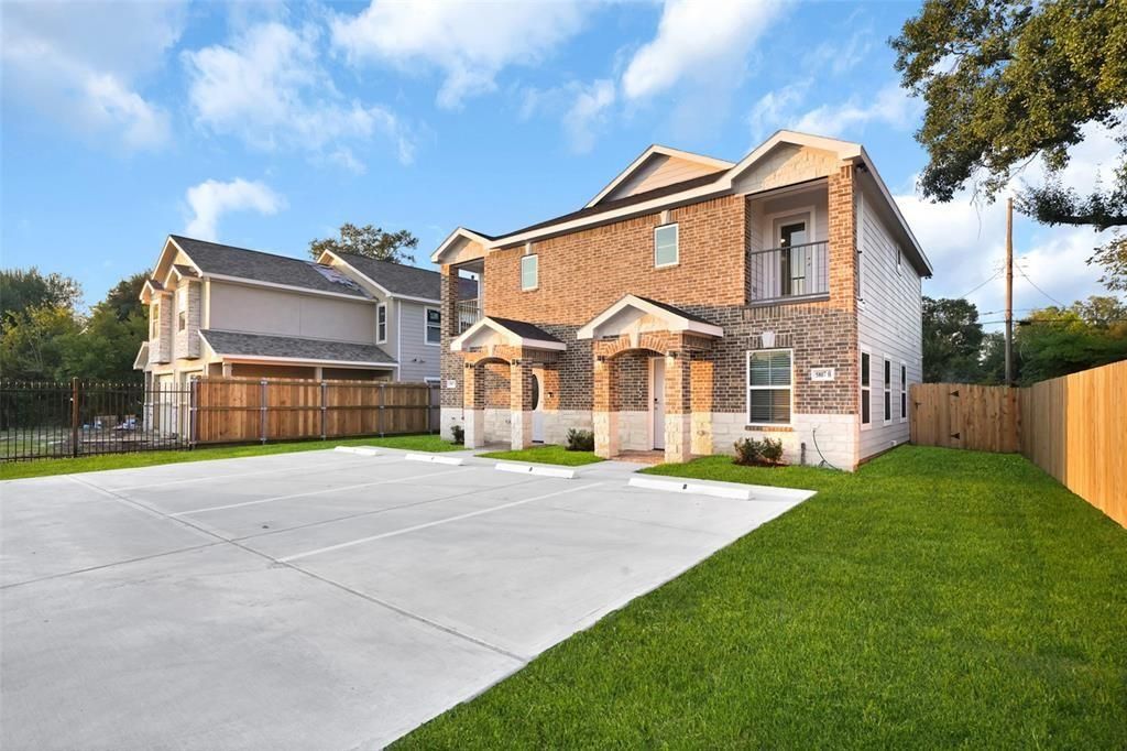 Photo of 7923 Bowen Street #A/B, Houston, TX 77051 (MLS # 33526750)