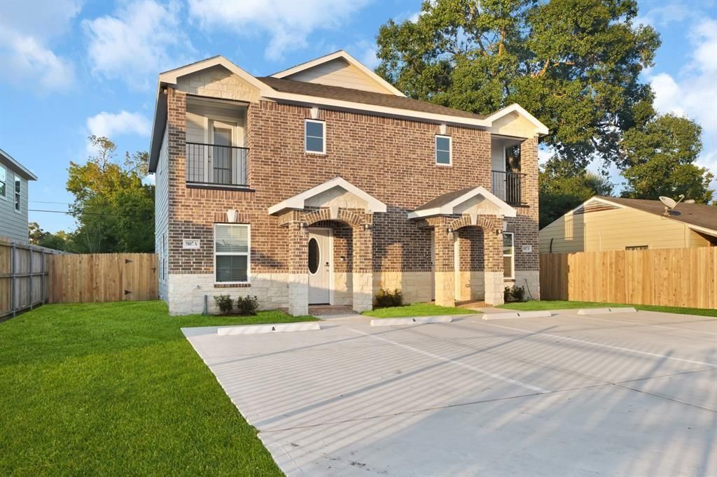 Photo of 7923 Bowen Street #A/B, Houston, TX 77051 (MLS # 33526750)