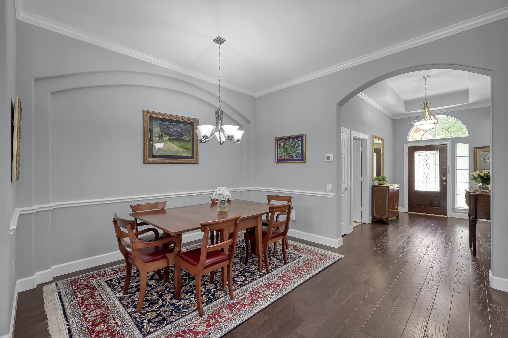 7 Tudor Glen Place