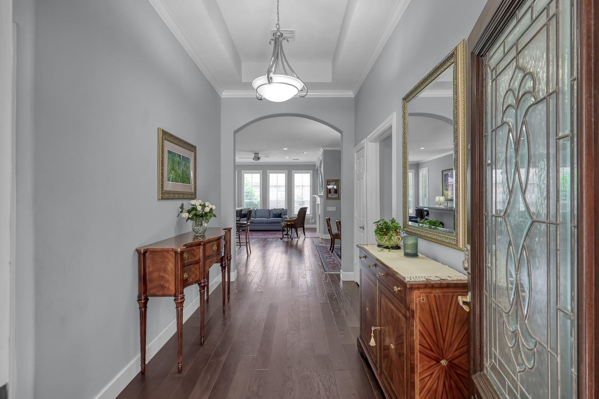 7 Tudor Glen Place