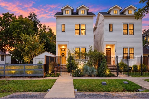 Photo of 438 W 28th Street, Houston, TX 77008 (MLS # 81261668)