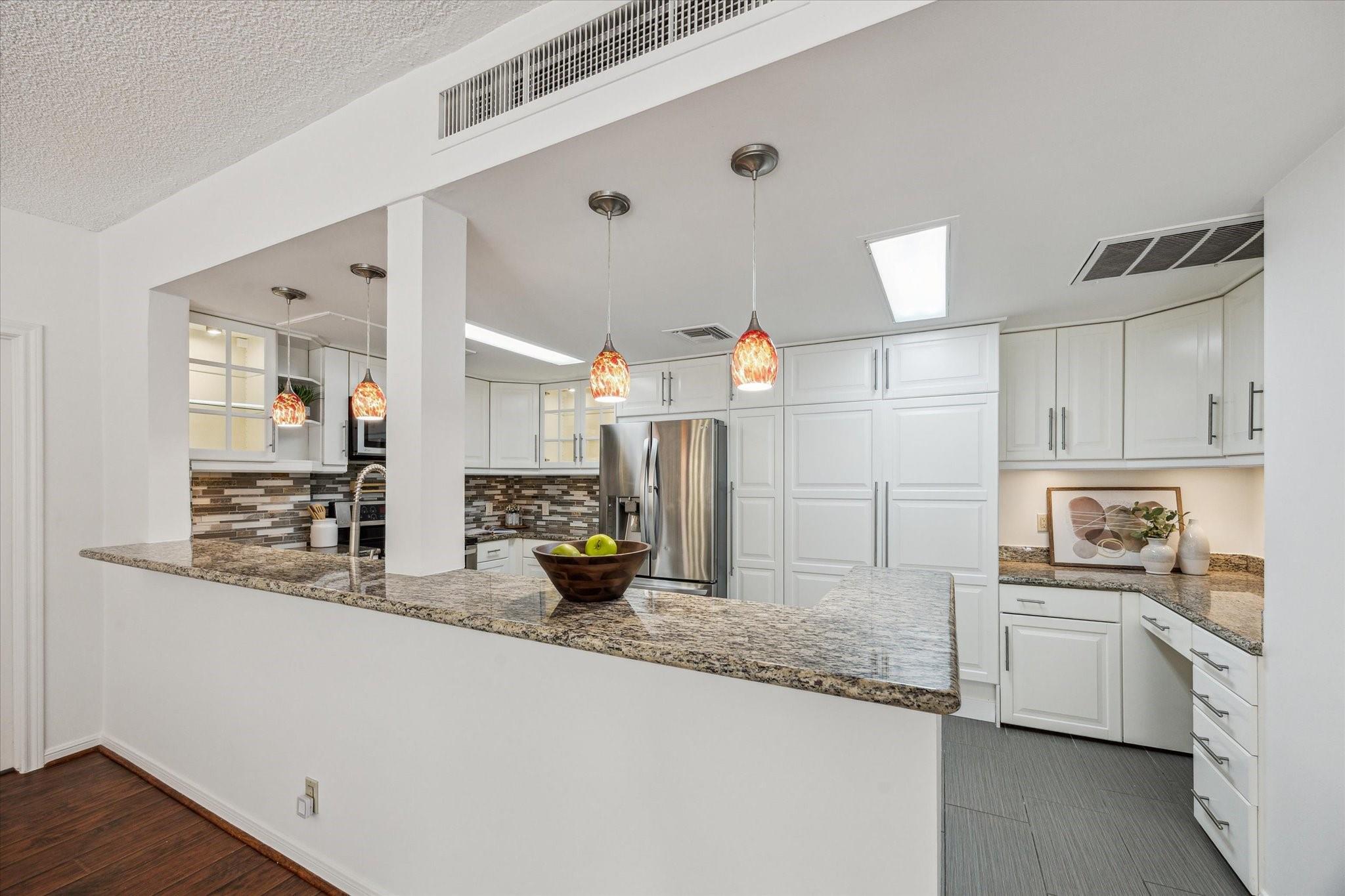 5150 Hidalgo Street 204