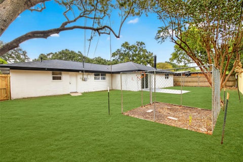Tiny photo for 903 Rosewood Drive, Baytown, TX 77520 (MLS # 37741034)