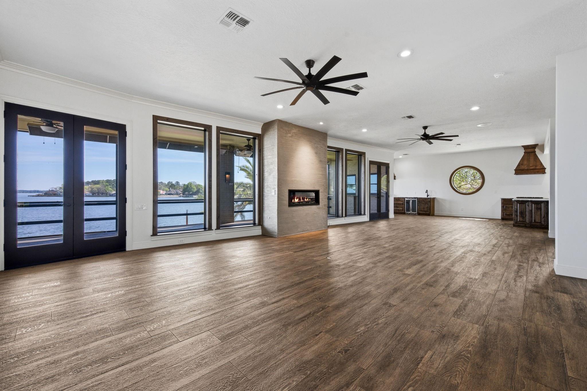 11707 Edgewater Court