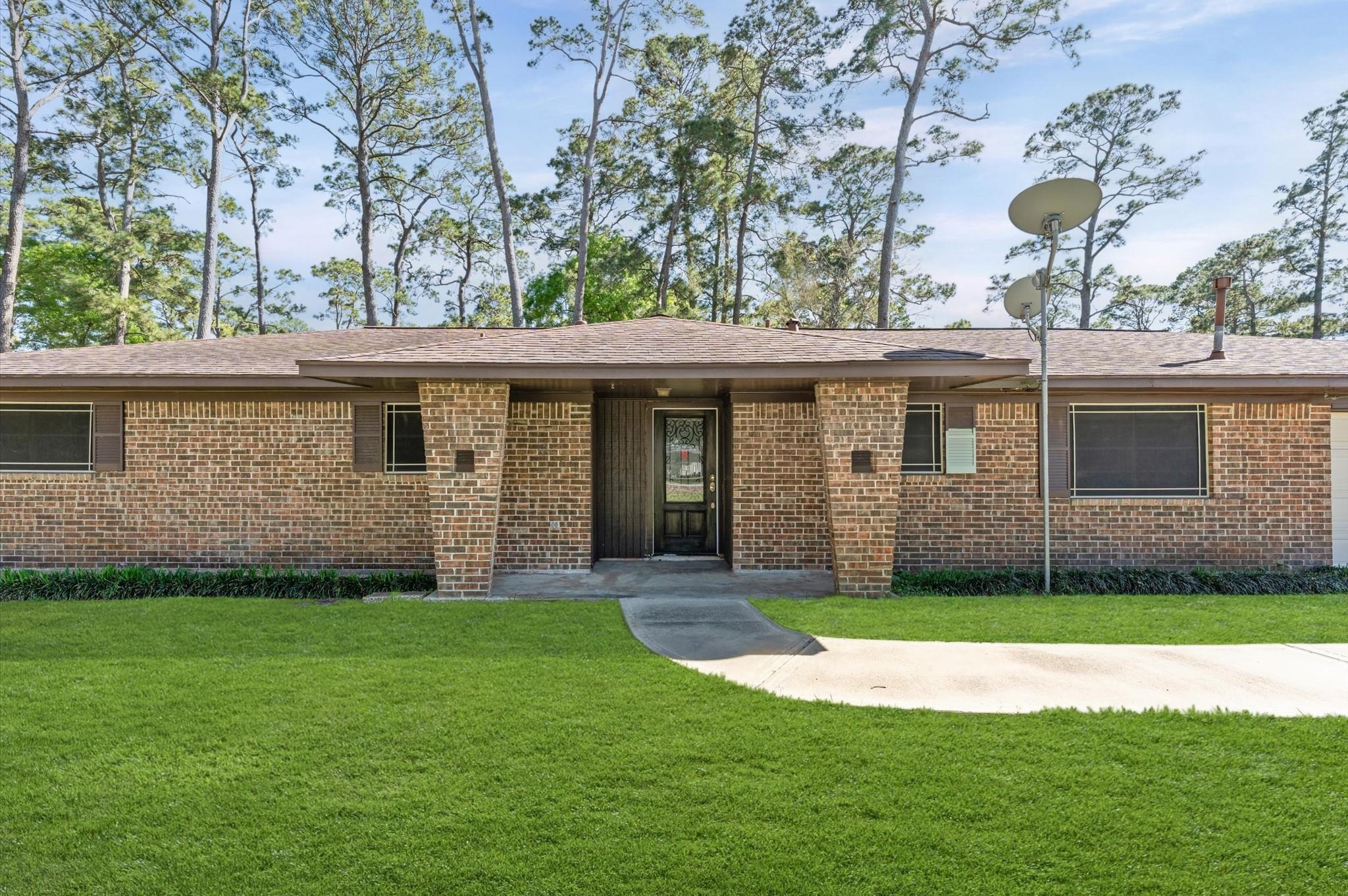 2702 Crowell Lane
