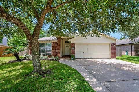 Photo of 5130 Chasewood Drive, Bacliff, TX 77518 (MLS # 25643600)