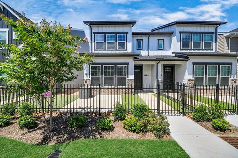 Photo of 5300 Berkeley Knoll Circle #198, Richmond, TX 77407 (MLS # 19571467)