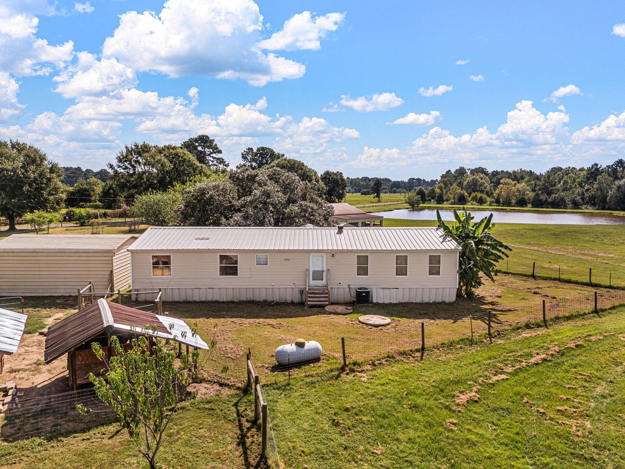 1925 County Road 2274