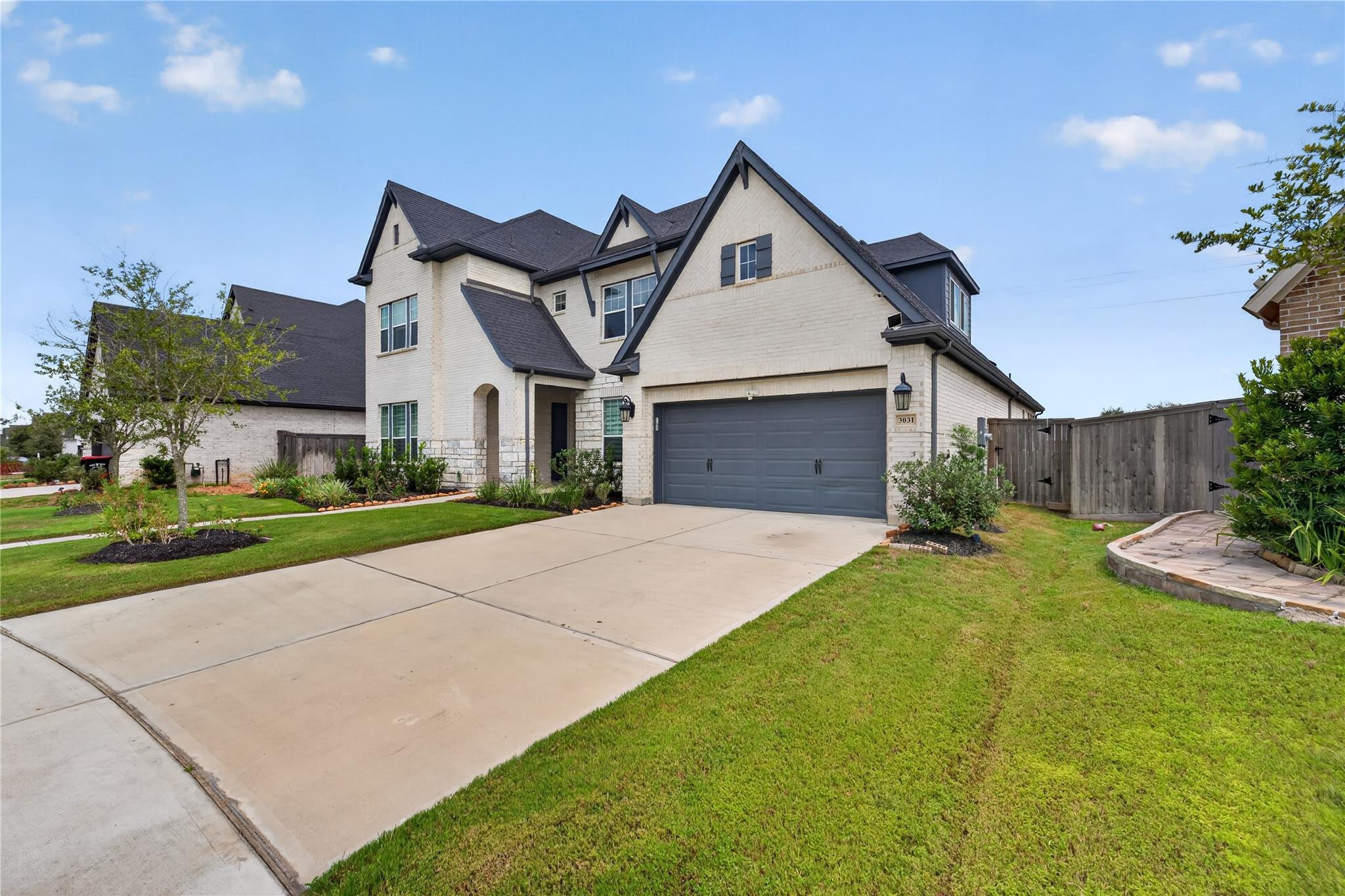 3031 Emerald Field Lane