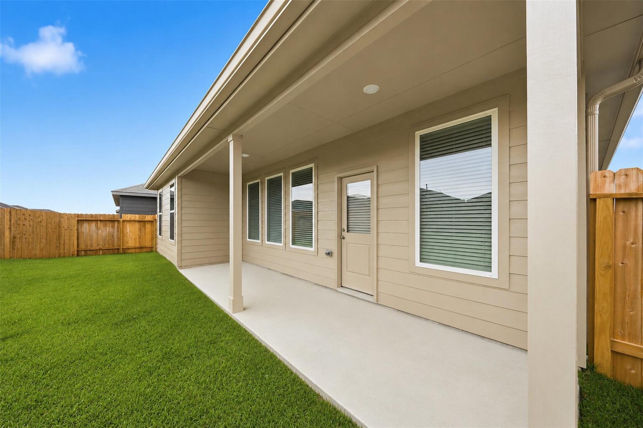21643 Colonial Meadow Creek Trail