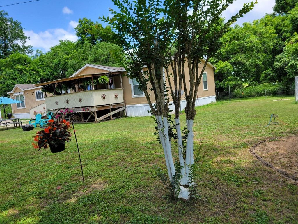 Photo of 181 Janning Street, Coldspring, TX 77331 (MLS # 34548453)
