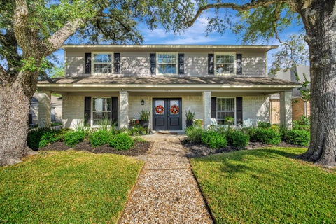 Photo of 16419 Brookvilla Drive, Houston, TX 77059 (MLS # 42496860)