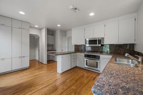 Tiny photo for 2219 Dickey Place, Houston, TX 77019 (MLS # 34881868)