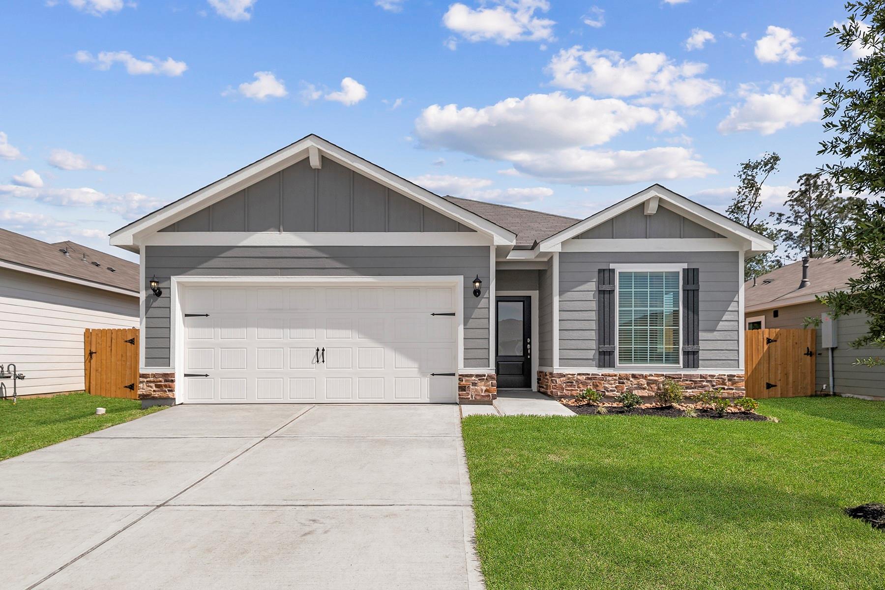Photo 1 of 23 — 15403 Maple Terrace Drive, Conroe, TX 77303
