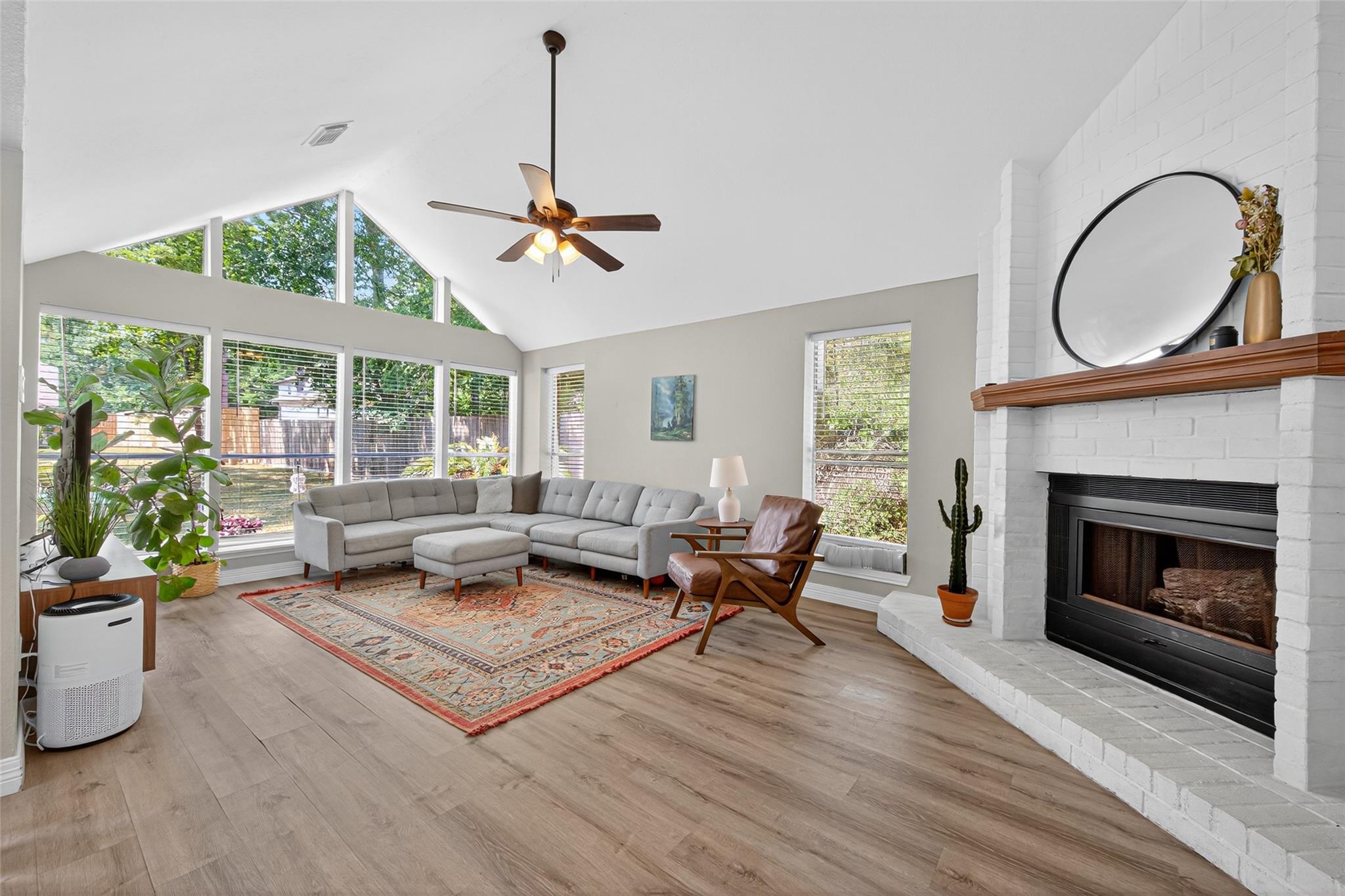 56 N Morningwood Court