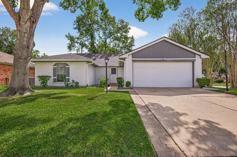 Photo of 16355 Sierra Grande Drive, Houston, TX 77083 (MLS # 83096083)