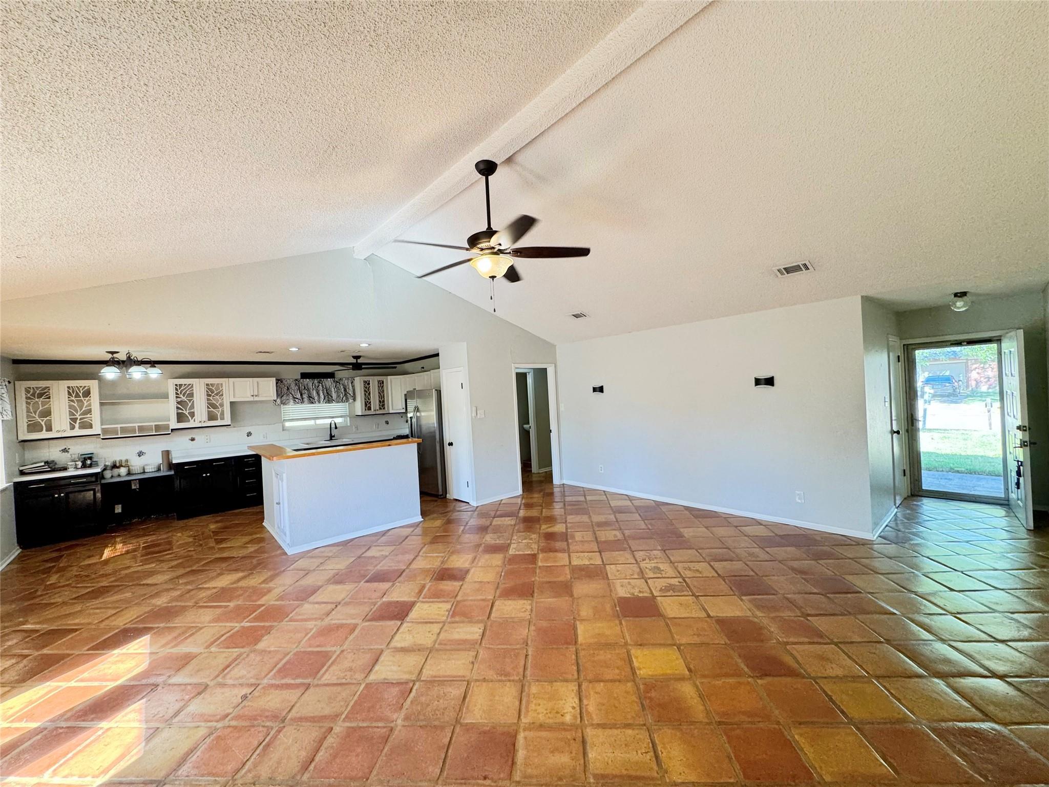 2109 Kingsway Drive