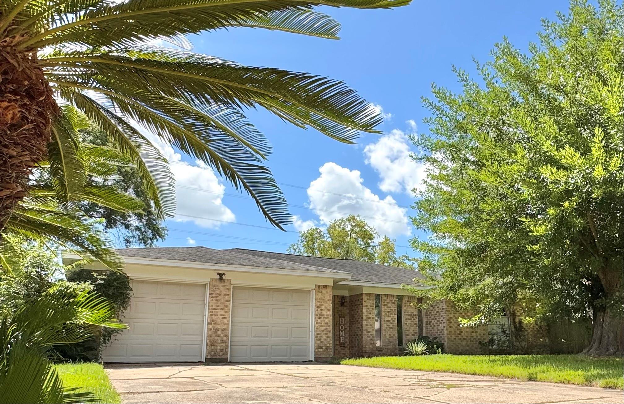 2109 Kingsway Drive