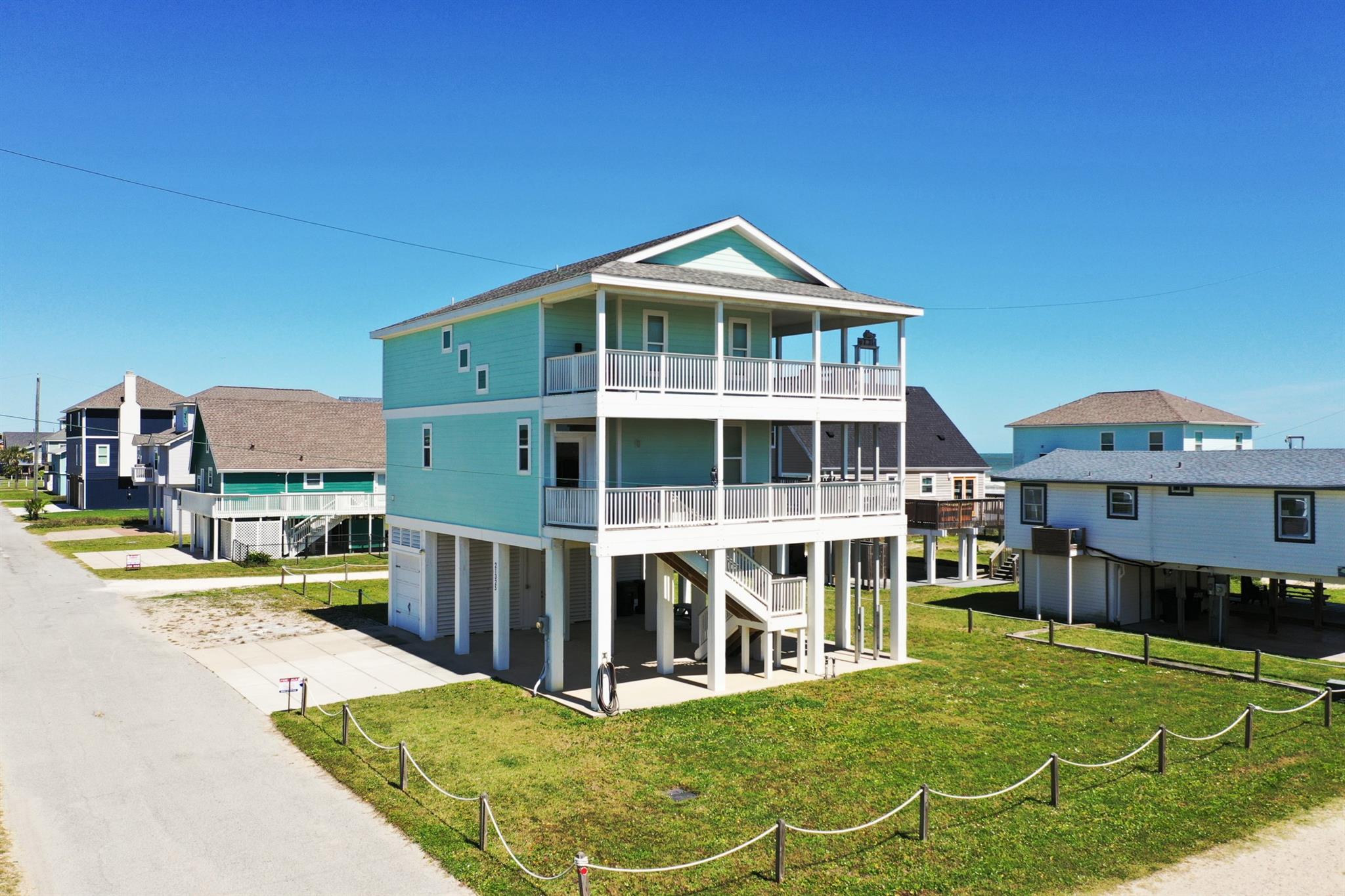 21325 Gulf Drive