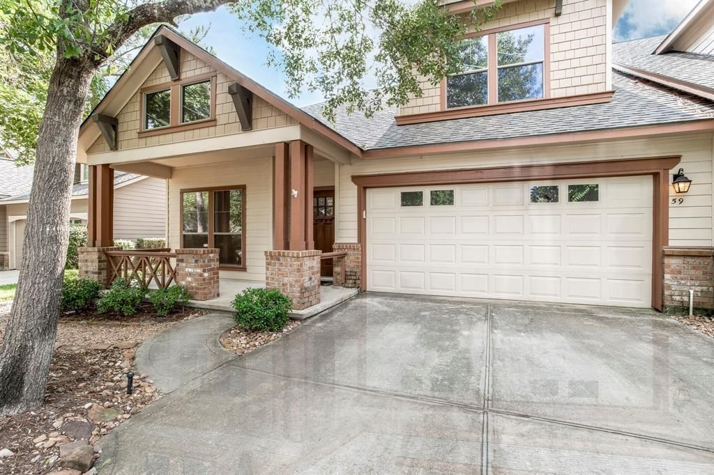 Photo of 59 Douvaine Court, The Woodlands, TX 77382 (MLS # 40898520)