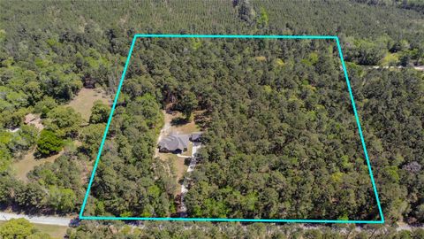 Homes For Sale - 174 Raven Wood Street<br/> Huntsville, TX 77320