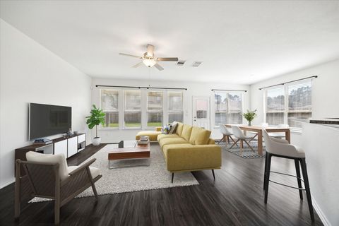 Tiny photo for 9310 Victoria Valley Court, Houston, TX 77365 (MLS # 10131414)