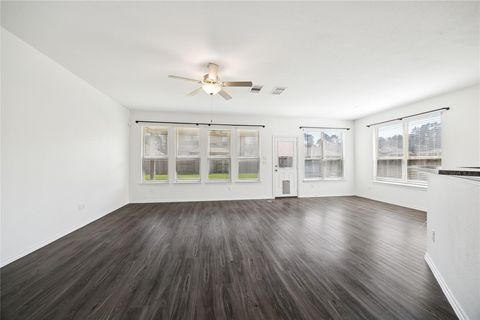 Tiny photo for 9310 Victoria Valley Court, Houston, TX 77365 (MLS # 10131414)