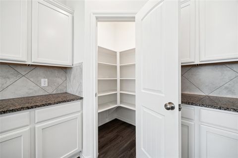 Tiny photo for 9310 Victoria Valley Court, Houston, TX 77365 (MLS # 10131414)