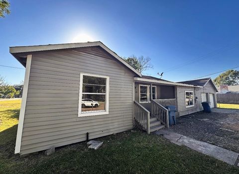 Photo of 507 N Houston Street, Webster, TX 77598 (MLS # 63445563)