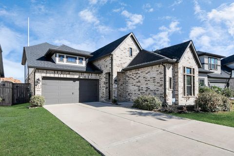 Photo of 28910 Hauter Way, Fulshear, TX 77441 (MLS # 40676481)