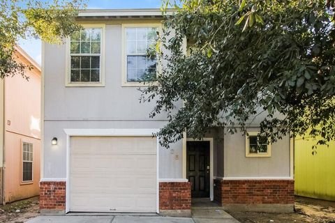 4935 N Cancun Drive Houston TX 77045