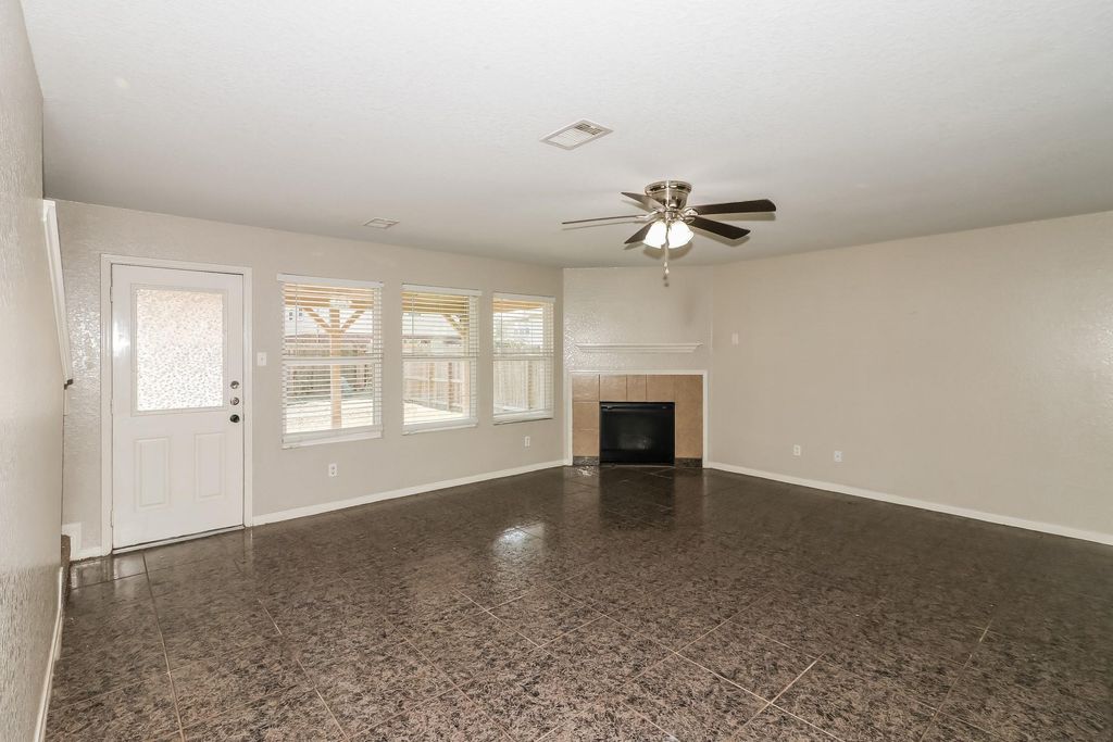 Photo of 15814 Sheldon Ridge Way, Houston, TX 77044 (MLS # 36981346)