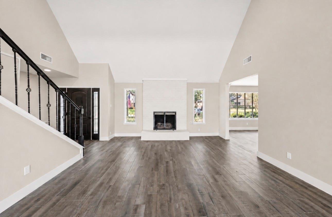 7723 Fountaingrove Lane