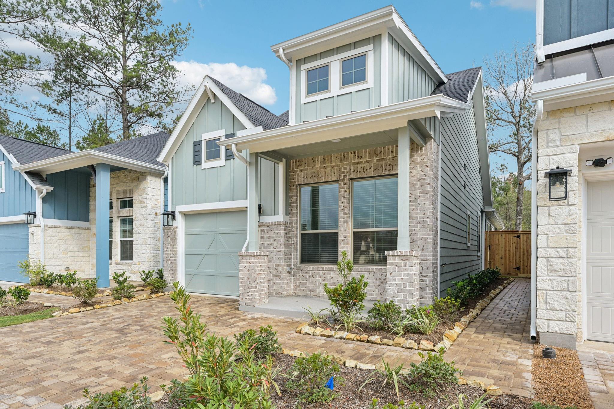 26241 E Outrider Banks Circle