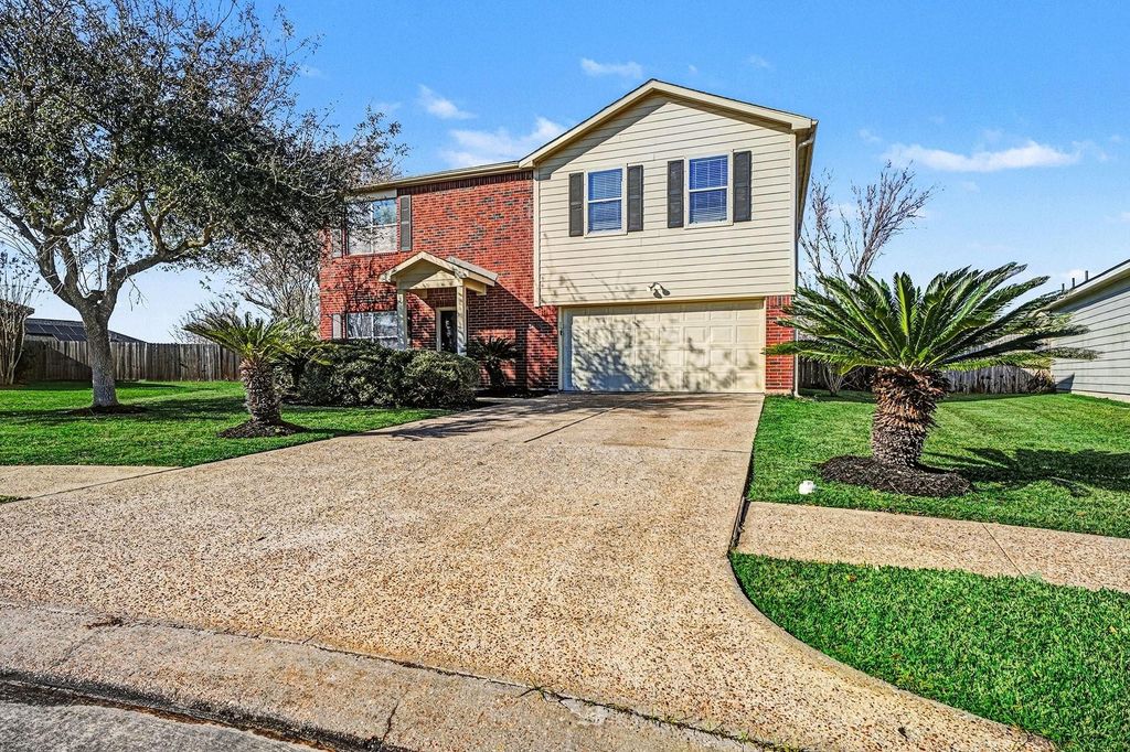 Photo of 9116 Dolphin Circle, Texas City, TX 77591 (MLS # 4185165)