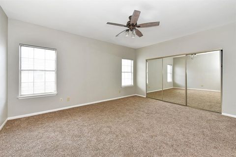 Tiny photo for 8063 El Mundo Street #8063, Houston, TX 77054 (MLS # 13724623)