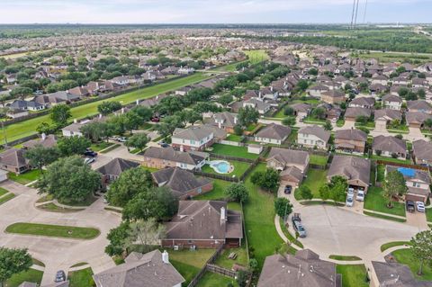 Tiny photo for 3202 Thebes Court, Missouri City, TX 77459 (MLS # 50589317)