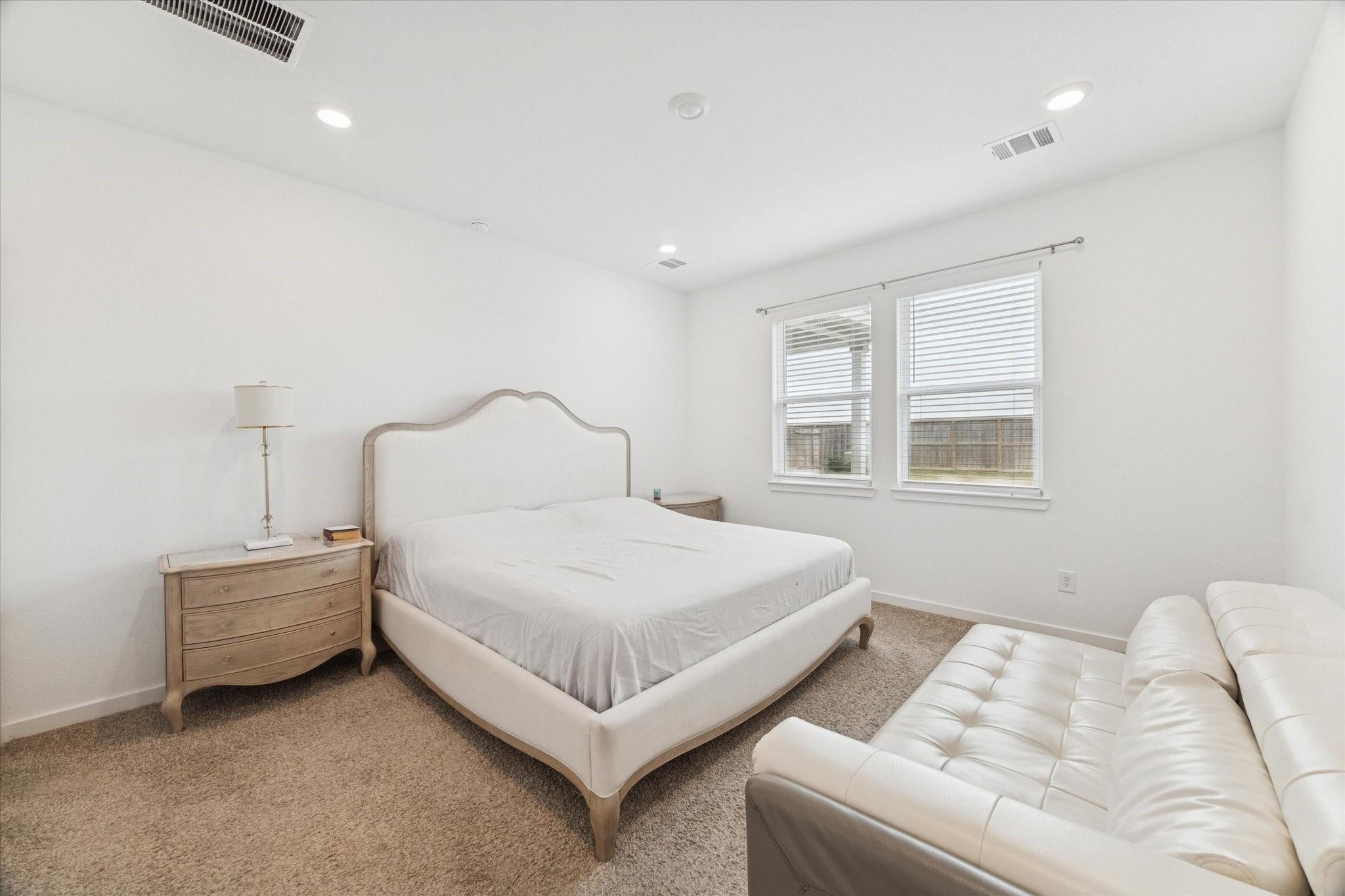 7122 Clearwater Cove Drive
