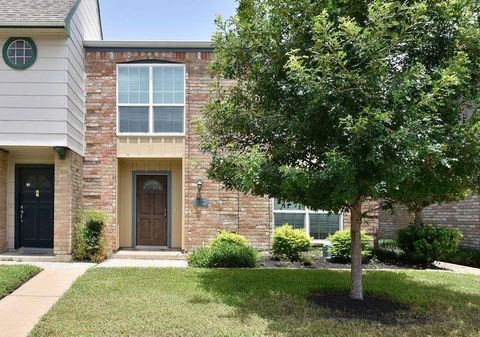 Photo of 11002 Hammerly Boulevard #57, Houston, TX 77043 (MLS # 53262922)
