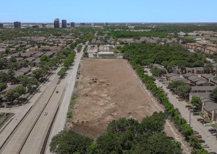 Photo 1 of 9 — 1003 Greens Road, Houston, TX 77060