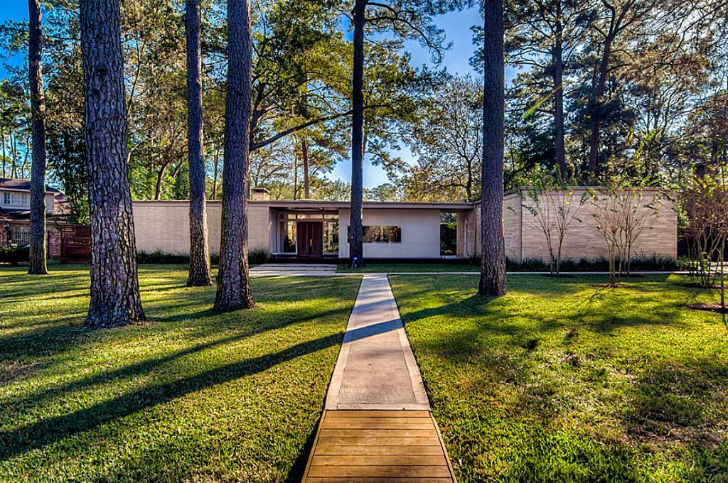 11535 Green Oaks Drive