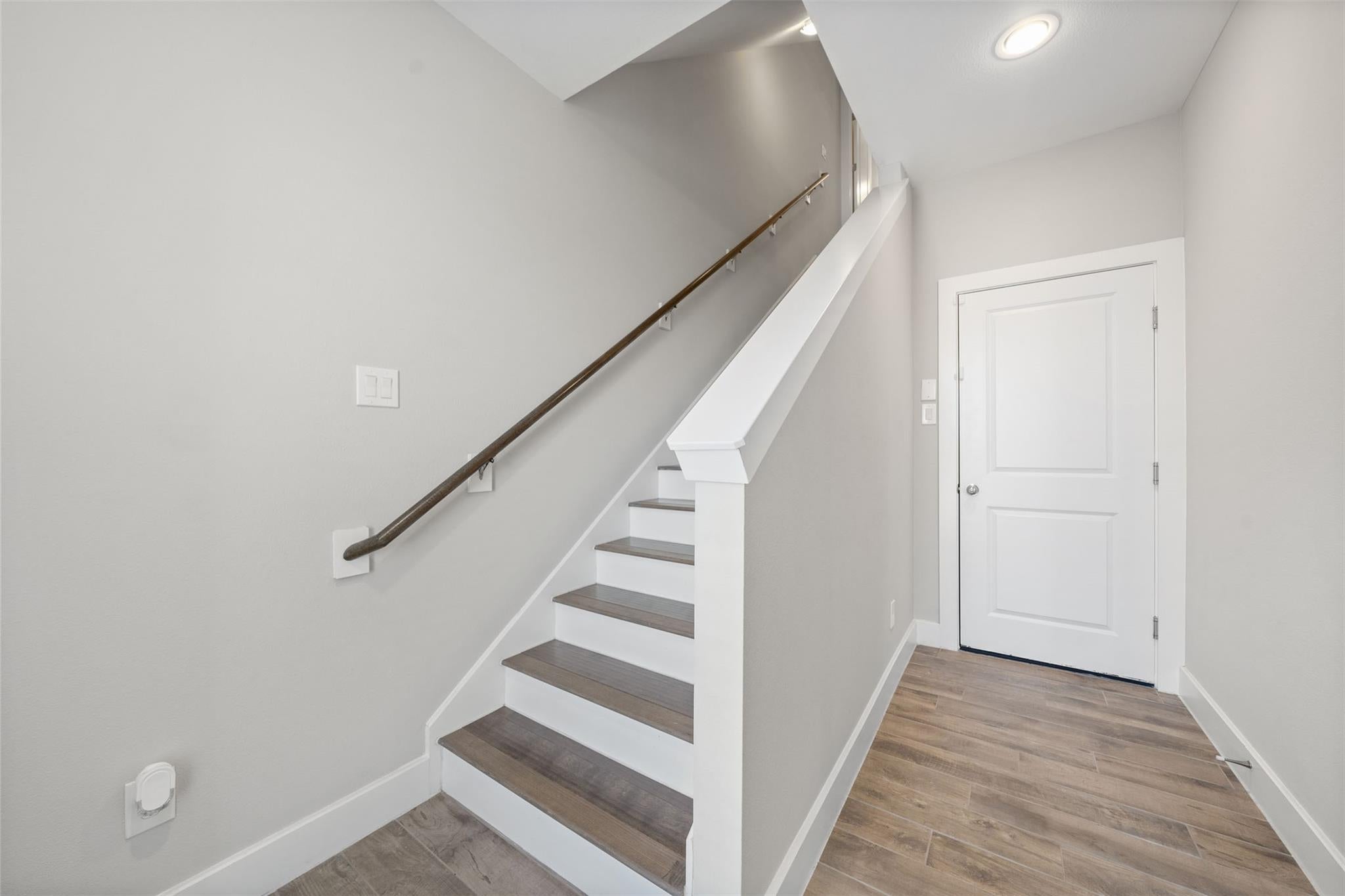 1136 Wycliffe Drive