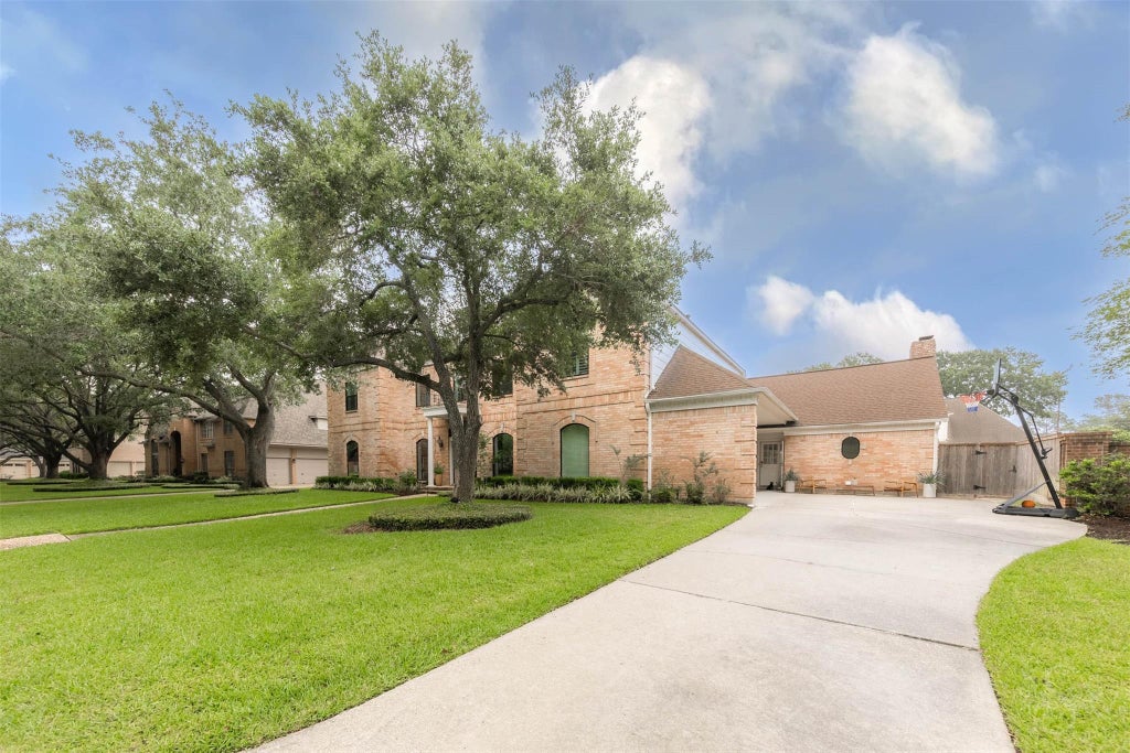 Photo of 1519 Pebble Chase Drive, Katy, TX 77450 (MLS # 23745384)