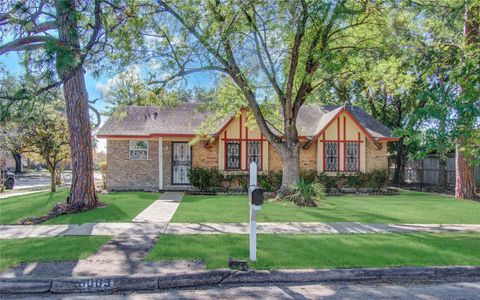 Photo of 6003 Hoover Street, Houston, TX 77092 (MLS # 11887517)