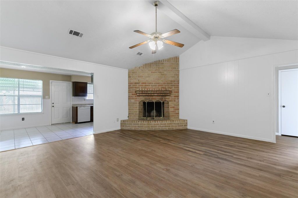Photo of 10427 Huntington Place Drive, Houston, TX 77099 (MLS # 93189192)