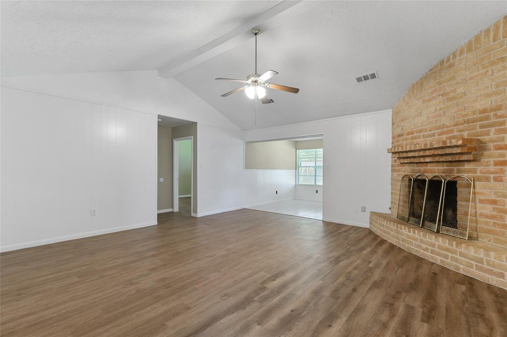 Photo of 10427 Huntington Place Drive, Houston, TX 77099 (MLS # 93189192)